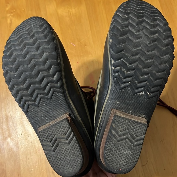 Sorel Hiking Boots, Size 8 - Picture 8 of 8